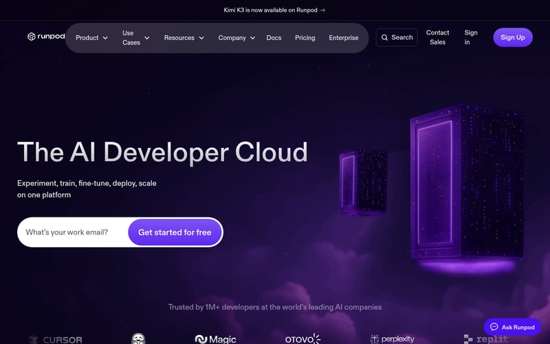 RunPod homepage describing its AI developer cloud for training, fine-tuning and deploying models